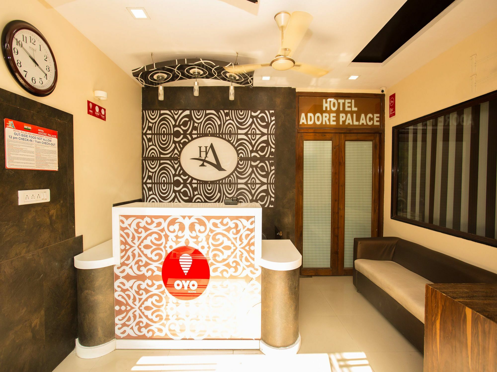 Hotel Adore Palace Bombay Exterior foto